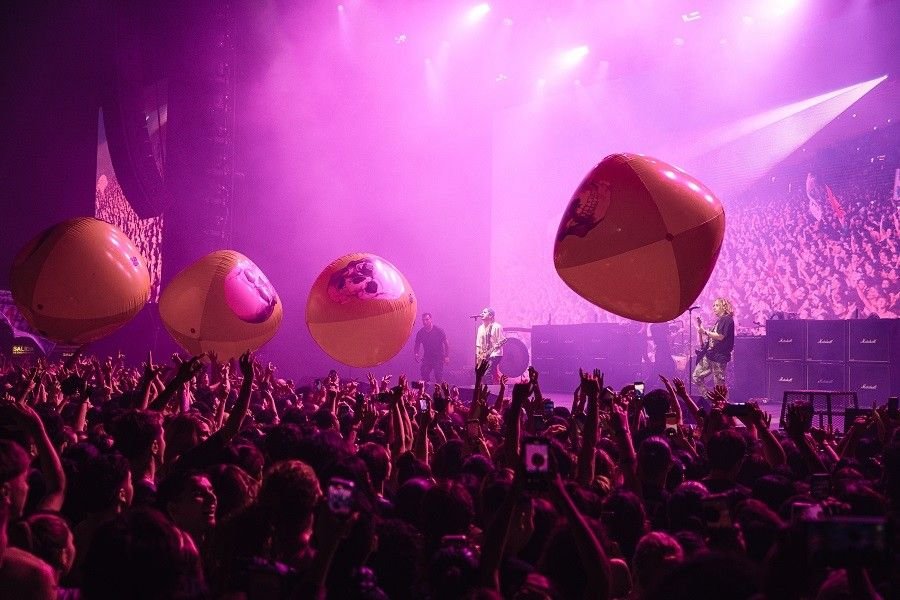 Airbag en el Luna Park