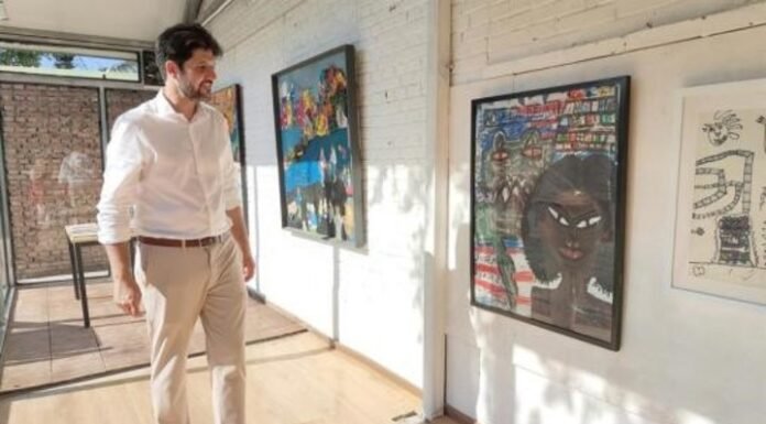 En Pekín una galería de arte latinoamericano propone «escuchar, más que mostrar»