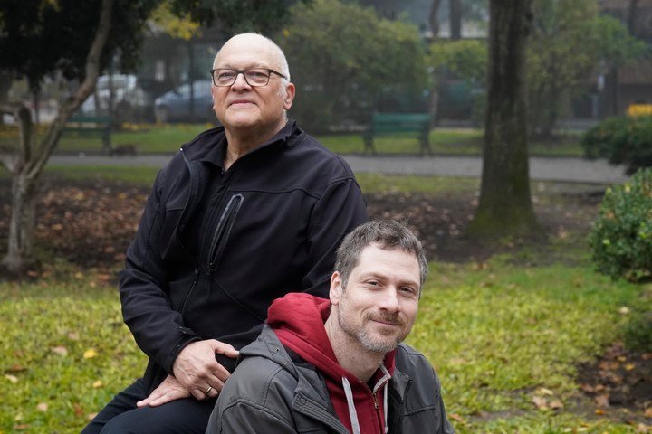 Los historiadores Andrés Reggiani y Alan Costa. Fotos Ariel Grinberg.