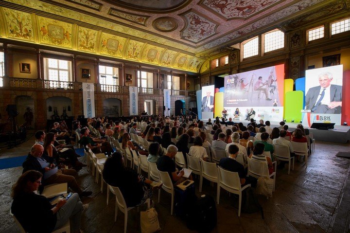 Segunda edición del foro Book 2.0, organizado por la Asociación Portuguesa de Editores y Libreros (APEL). Foto: Facebook de Apel.