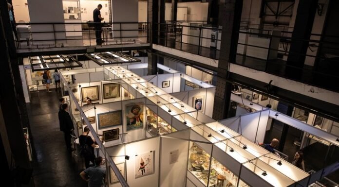 Últimos tres días para descubrir verdaderas joyas en la Feria del Libro Antiguo