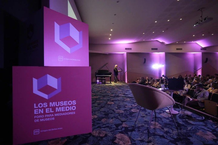 “Los museos en el medio”, jornadas organizadas por la Asociación Amigos del Bellas Artes (AABA). Foto: AABA