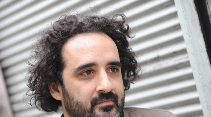 Un nuevo libro reúne la obra en prosa de Martín Gambarotta