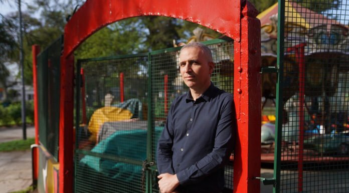 Ezequiel Adamovsky: «Nuestras élites nos invitaron a imaginarnos como un pueblo blanco y europeo»