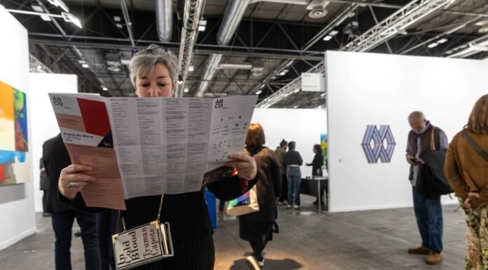Arte argentino en Madrid: ARCOmadrid 2025, Marta Minujín y nuevas compras en el Reina Sofía