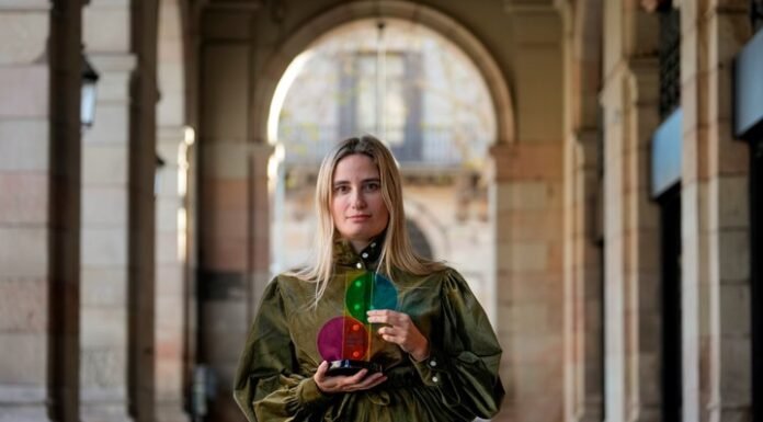 Tamara Tenenbaum, ganadora del Premio Paidós 2025