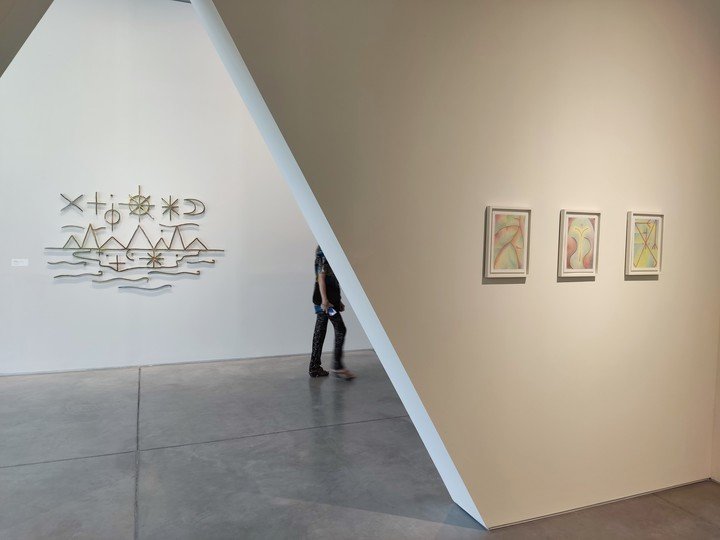 Xul Solar y Daniel Leber: Vuelo infinito, en Malba Puertos. Foto: Clarín.