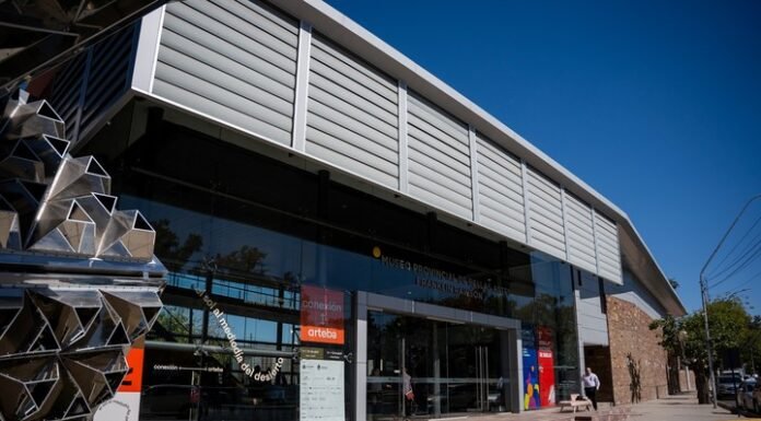 Poéticas de la foresta y la extinción: Conexión arteba discute el vínculo arte – naturaleza en Cuyo