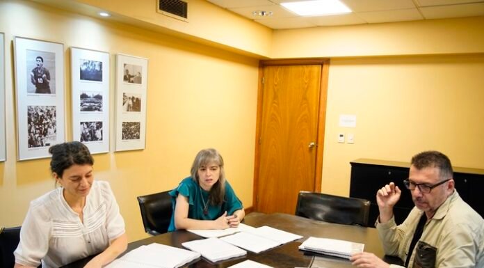 Javier Cercas se suma a Mariana Enriquez y Alberto Fuguet, para el jurado del Premio Clarín Novela 2025