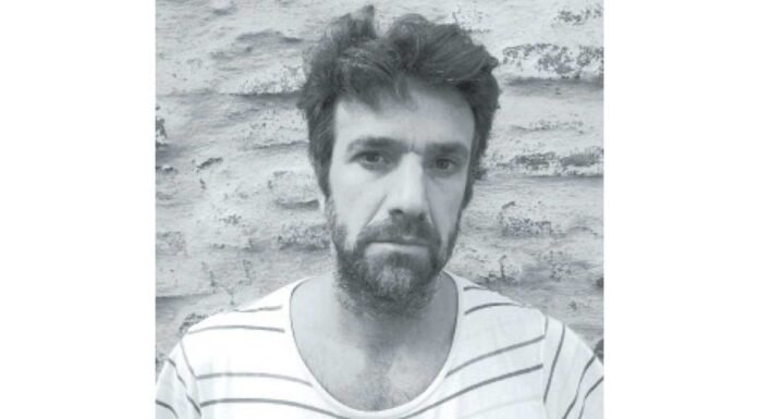 “Un buen detalle es más punzante que una biografía”