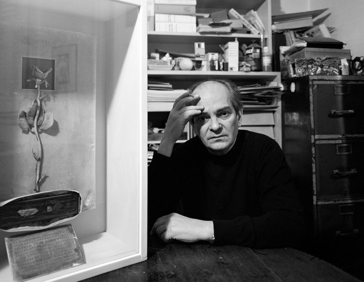 Victor Grippo fotografia de Gian Paolo Minelli. Foto: gentileza Fundación Larivière.