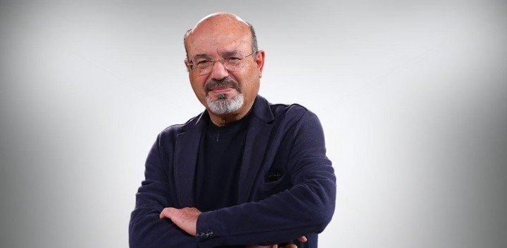 El periodista y escritor italiano Pino Aprile presenta su libro Nuevo elogio del imbécil, publicado por Gatopardo ensayo. Foto: gentileza.