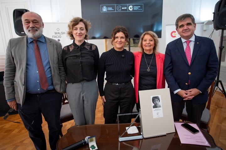 Objetos de María Elena Walsh y Sara Facio serán depositados en las bóvedas de la Caja de las Letras, del Instituto Cervantes, en Madrid según anticiparon autoridades porteñas y de la Fundación ayer. Foto: gentileza.