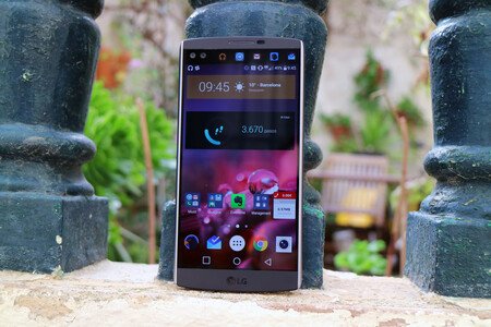 Mi querido LG V10 con su doble pantalla frontal