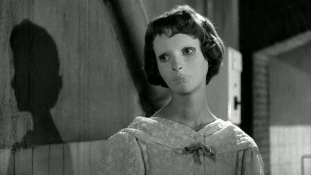Les Yeux Sans Visage Ella Con Mascara Y Sombra