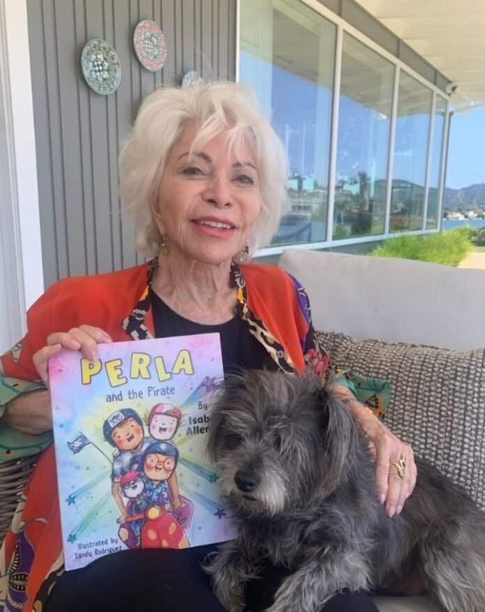 Isabel Allende presenta ‘Perla y la pirata’, su nuevo libro infantil inspirado en su perrita