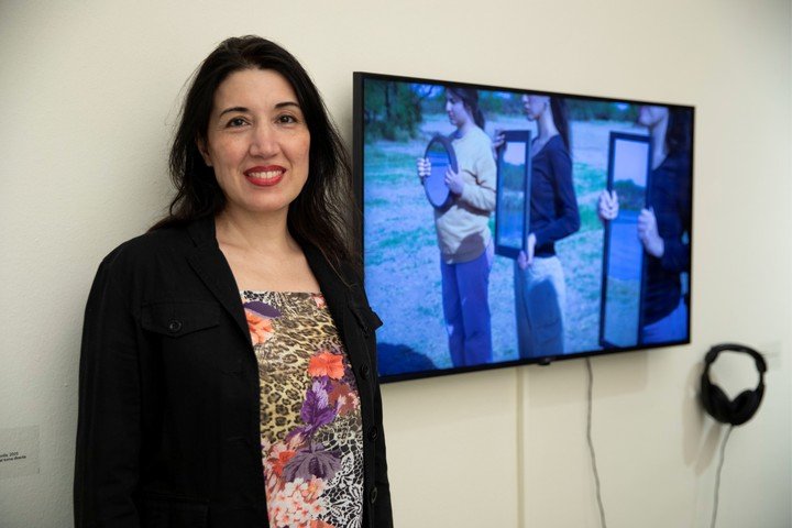 María Daud participa con su obra de la muestra Lo que arrastra la corriente en la sala 4 del Centro Cultural Recoleta. Foto: gentileza.