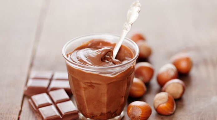Nutella casera: crema de avellanas y cacao muy fit