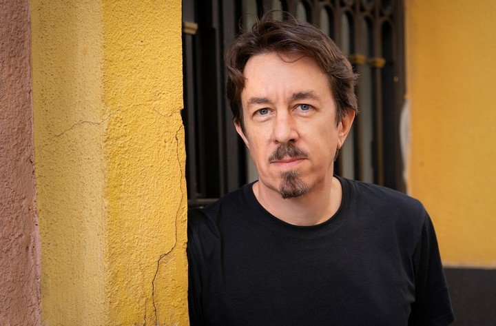 Pedro Mairal (Buenos Aires, 1970) regresa a la novela con 'Los nuevos' (Destino). EFE/Carlos Ruiz/Editorial Destino
