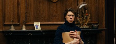 Una familia rica sobrevive cantando al apocalipsis nuclear en un búnker: acaba de estrenarse en streaming el musical más bizarro del año 