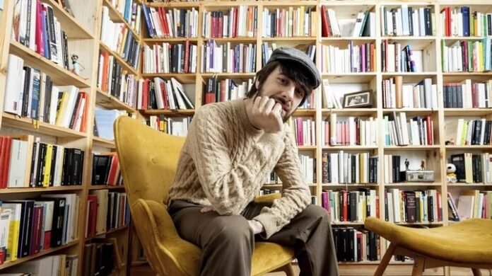 ¿Por qué todos quieren leer ‘La península de las casas vacías’, de David Uclés en España?