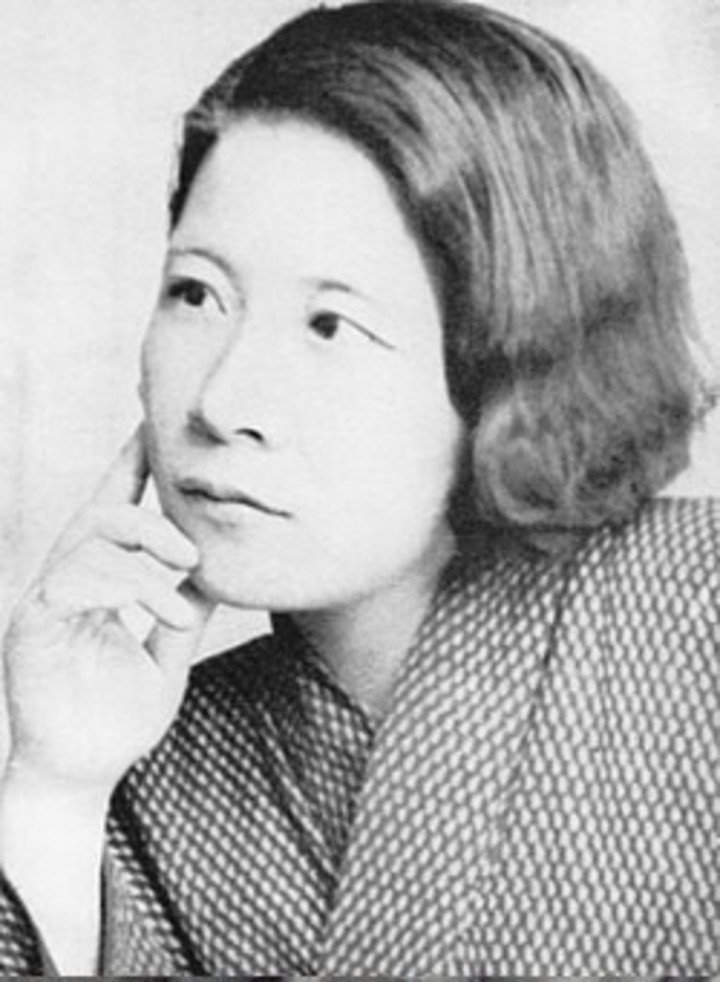 Fumiko Hayashi (Shimonoseki, 31 de diciembre de 1903 – Tokio, 28 de junio de 1951) fue una escritora y novelista japonesa.