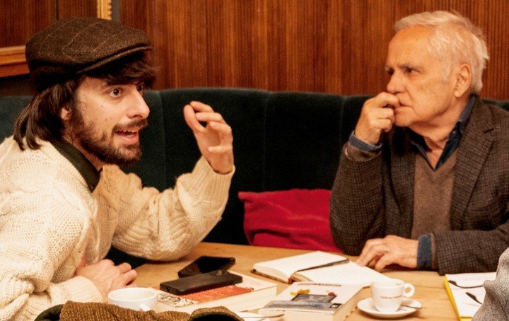 David Uclés (Úbeda, 1990) es escritor, músico, dibujante y traductor y acaba de ganar el Premio Nadal en enero de 2026. Foto: Guillermo M. Poza.