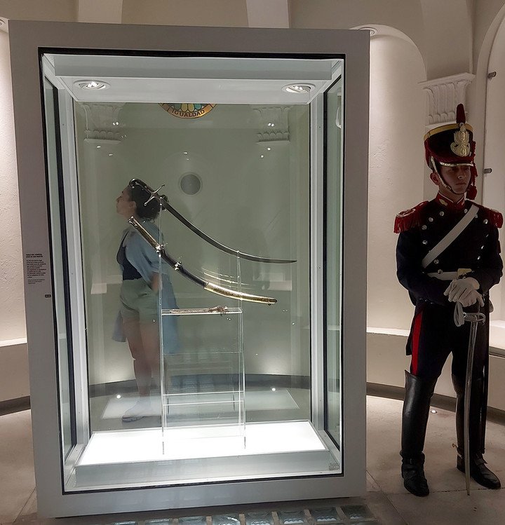 El sable corvo de San Martín se expone en el Museo Histórico Nacional. Foto Cecilia Profetico 