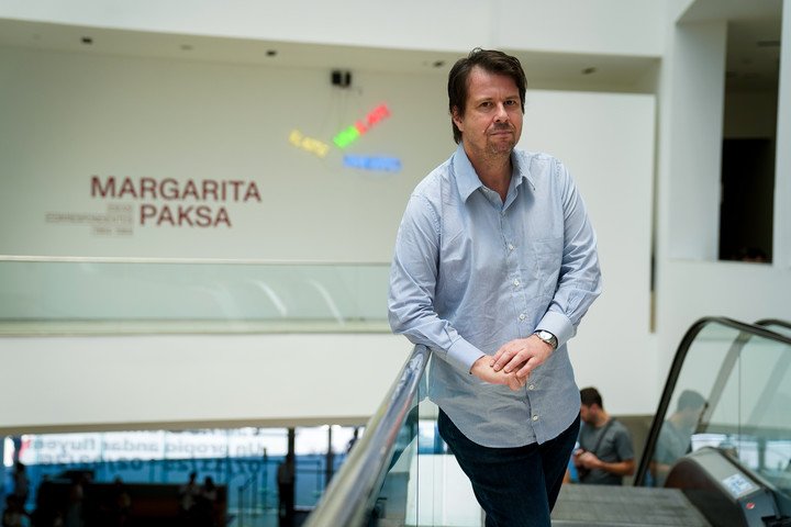 En un diálogo con Clarín, el director del Malba, Rodrigo Moura, detalló los planes del museo para este año. Foto: Maxi Failla.