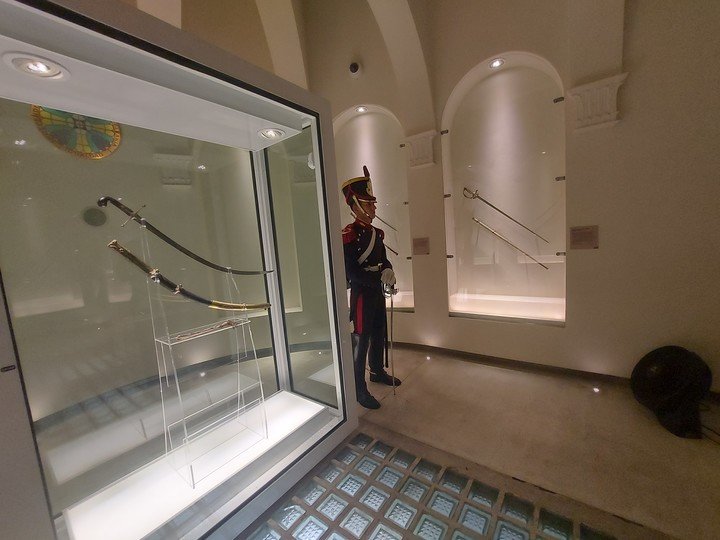 El sable corvo de San Martín se expone en el Museo Histórico Nacional. Foto Cecilia Profetico