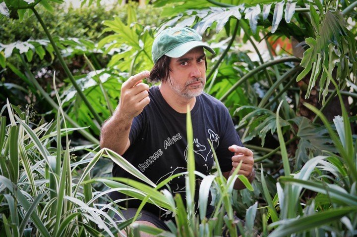 Federico Lamas (Buenos Aires 1979) es un artista visual independiente. Diseñador de Imagen y Sonido FADU-UBA. Fotos Martín Bonetto.