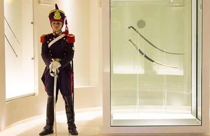 El sable corvo de San Martín se expone en el Museo Histórico Nacional. Foto: MHN.