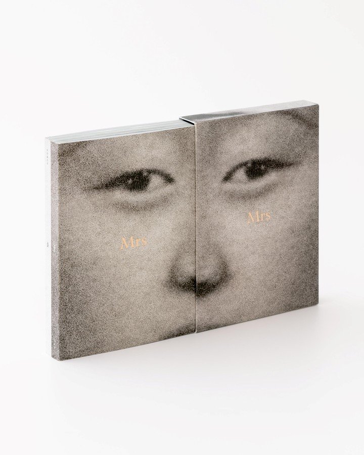 Mr & Mrs, de Suwon Lee (Editorial RM y Goma Editora). Foto: Luis Marino Cigu¨enza, gentileza.