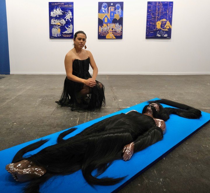 Seba Calfuqeo en ARCO. (Foto: Cézaro De Luca)