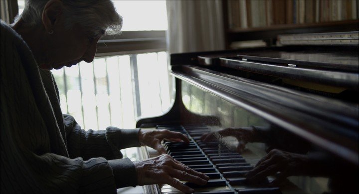 Medium, el documental de Edgardo Cozarinsky, es un retrato de la maestra Margarita Fernández. Foto: archivo Clarín.