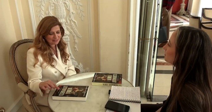 Diana de Cadaval, la duquesa portuguesa que escribe sobre las reinas europeas. Foto: EFE.