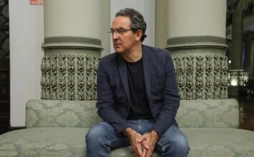 Juan Gabriel Vásquez: “Hay fuerzas que quieren que desaparezca el periodismo”