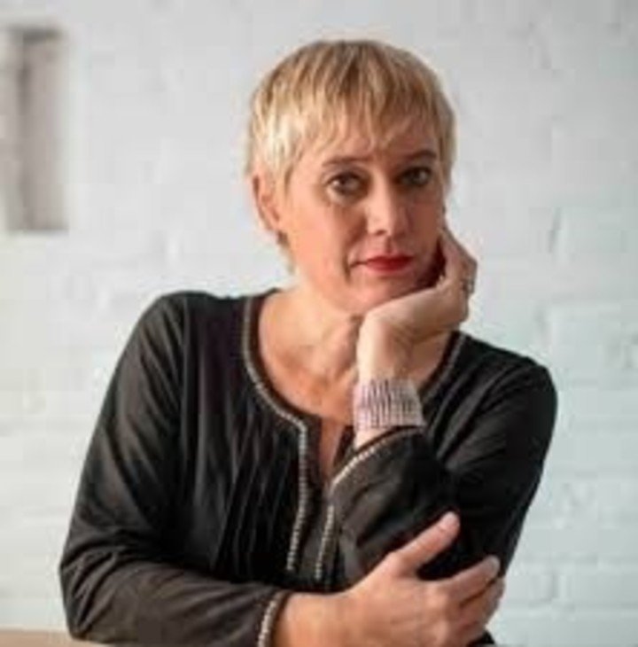 La argentina Silvana Vogt ganó el Premio Finestres en España. Foto: redes sociales.