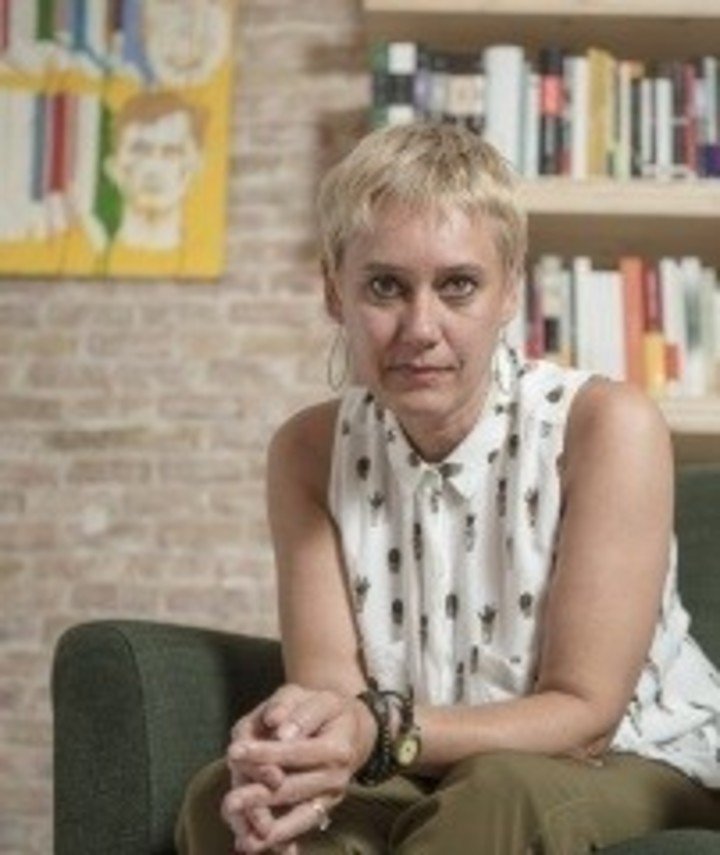 La argentina Silvana Vogt ganó el Premio Finestres en España. Foto: redes sociales.