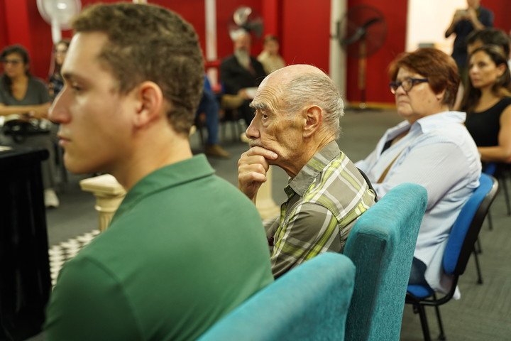 Presentación del libro Masones en dictadura, de Gabriel Darrigran, historiador con formación archivística en la Universidad Nacional de Educación a Distancia de España. Foto: Martín Bonetto.