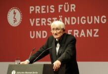 Murió Jürgen Habermas, el filósofo que despertó pasiones en Buenos Aires y anhelaba que los ciudadanos se escucharan y acordaran a través de la palabra