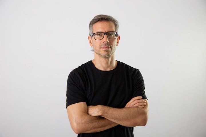 El docente y ensayista Luis Ignacio García, es autor de Fascismo cosplay (Caja negra). Foto: gentileza.