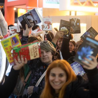 La 50° Feria del Libro 2026, en fotos: récord de público y momentos únicos en más de 100 coloridas imágenes