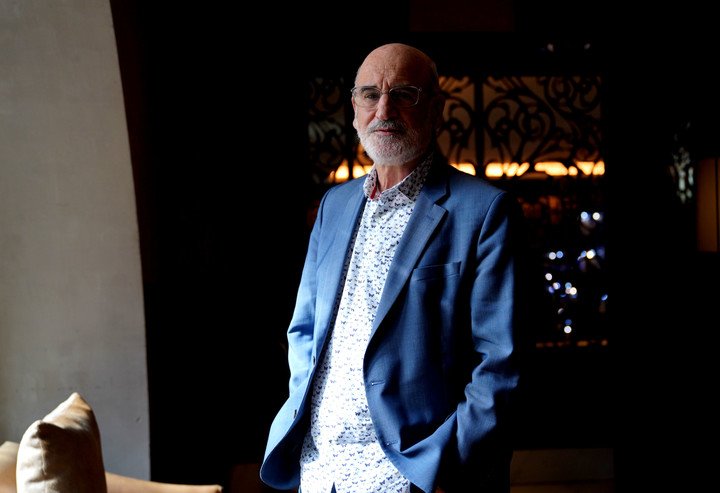 Entrevista al escritor español Fernando Aramburu, en la ciudad de Buenos Aires. Foto: Guillermo Rodríguez Adami.