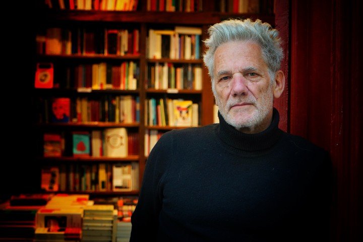 El escritor Alan Pauls. Foto: Ariel Grinberg.