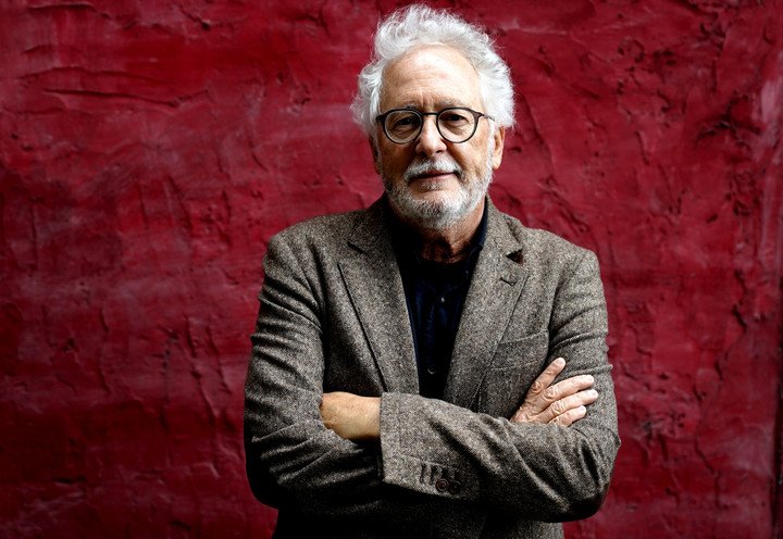 El escritor colombiano Héctor Abad Faciolince es Jurado de Honor del Premio Clarín Novela. Foto: Guillermo Rodríguez Adami. 