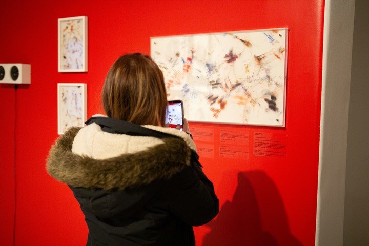 Develar el espesor. Muestra en la Galería Miranda Bosch de los artistas Tamara Moura Costa y Federico Kehm. Curadora: Julieta Agriano.