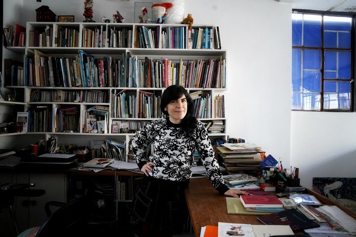 Entrevista a la autora Isol. Foto: Emmanuel Fernández.