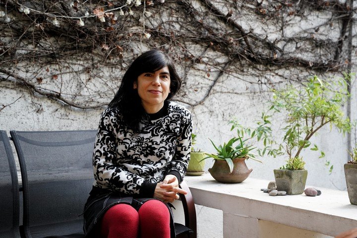 Entrevista a la autora Isol. Foto: Emmanuel Fernández.
