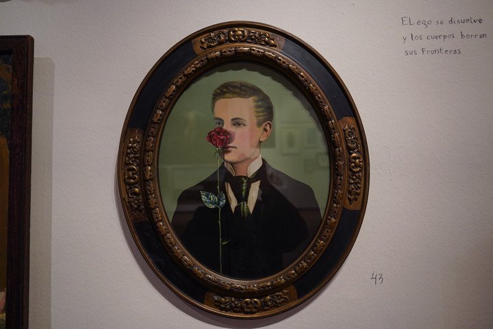 Uno de los tres retratos que componen "La familia del sentenciado", de Mildred Burton. Foto Santi Garcia Díaz